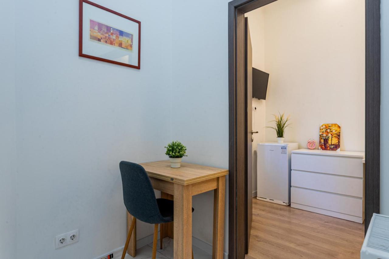 Modernized Condo At Kiraly 51 บูดาเปสต์ ภายนอก รูปภาพ